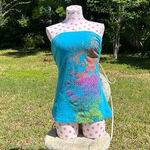 3/$30 Early 2000’s Bedazzled Tube Top